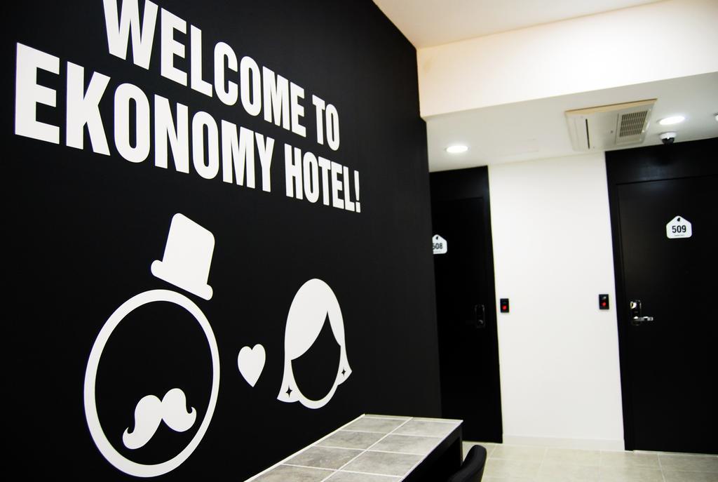 Ekonomy Hotel Nampo Пусан Екстер'єр фото